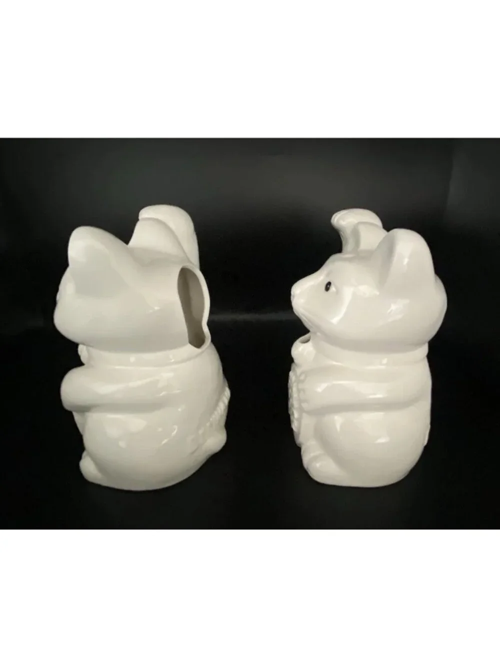 Benihana Maneki Neko Lucky Cat White Tiki Mugs Right Paw Raised Lot of 2